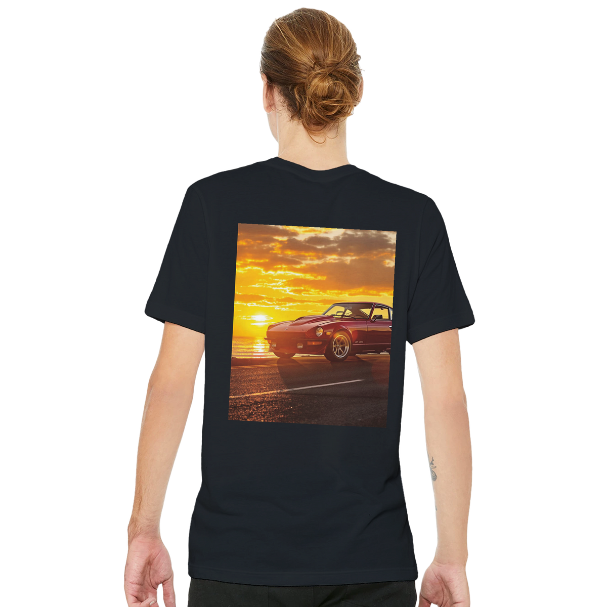 Datsun 240z Sunset | T-Shirt | Garage Workshop Wall Art - Wild Thread Co