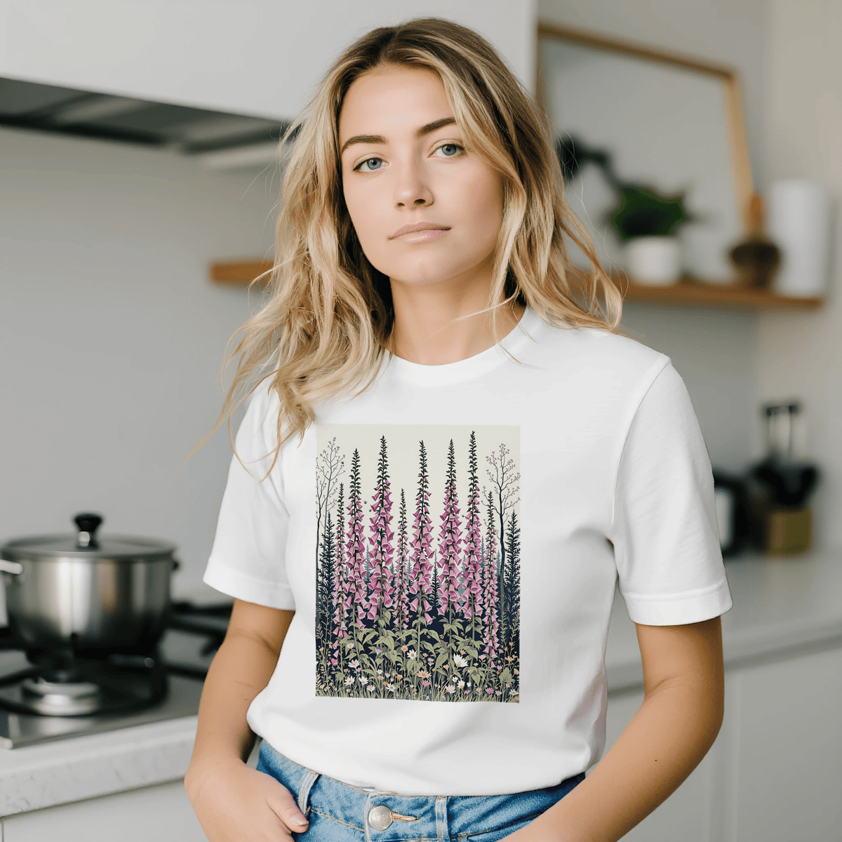 Foxglove Woodland Bees T-Shirt | British Wildflower Gift - Wild Thread Co